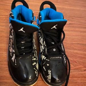 Jordan dub zero size 4